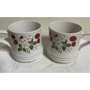 Lot of 2 Sheffield Stoneware Strawberries 'n Cream Coffee Mug Tea Cup Set for 2